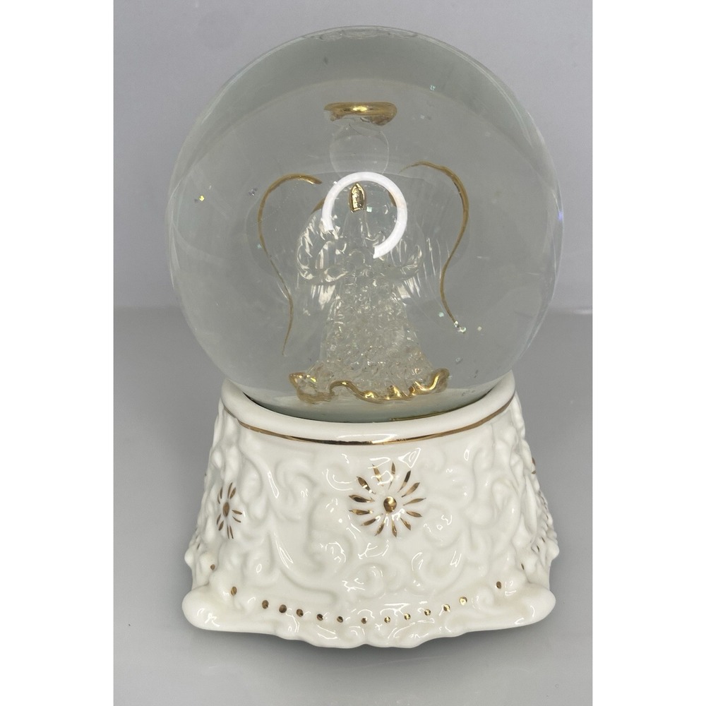 Vintage Angel Snow Globe Music Box By Sankyo Plays Hark the Herald Angels Sing
